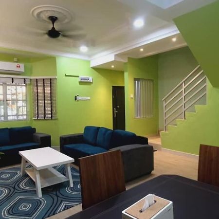 Homestay Dr. Z Klang Exteriér fotografie